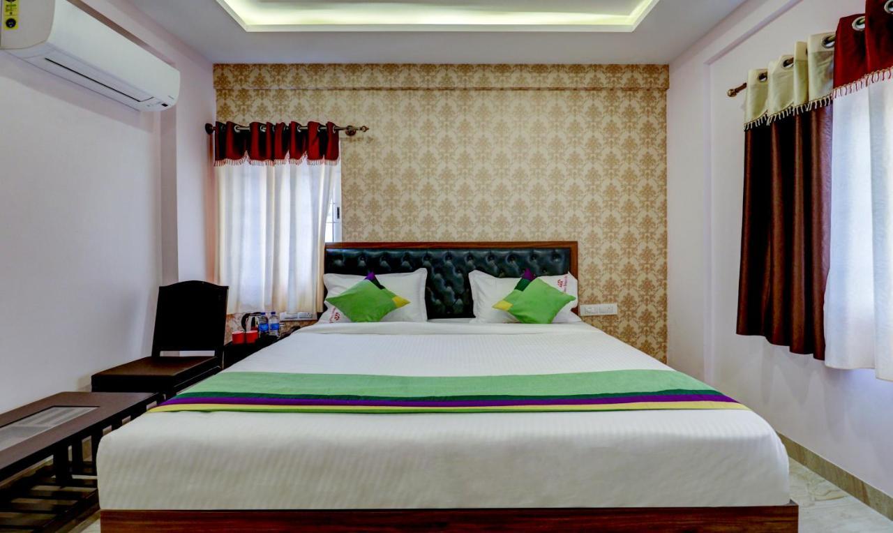 Treebo Three Street Inn Bangalore Buitenkant foto