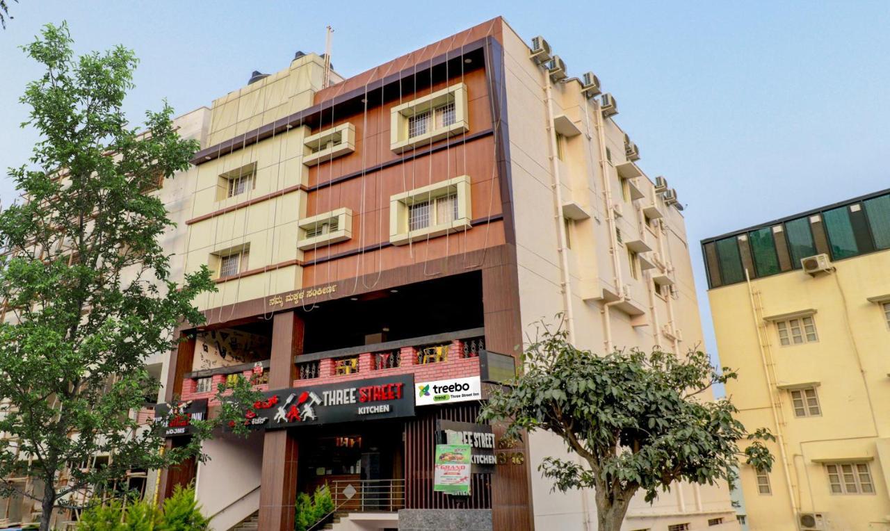 Treebo Three Street Inn Bangalore Buitenkant foto